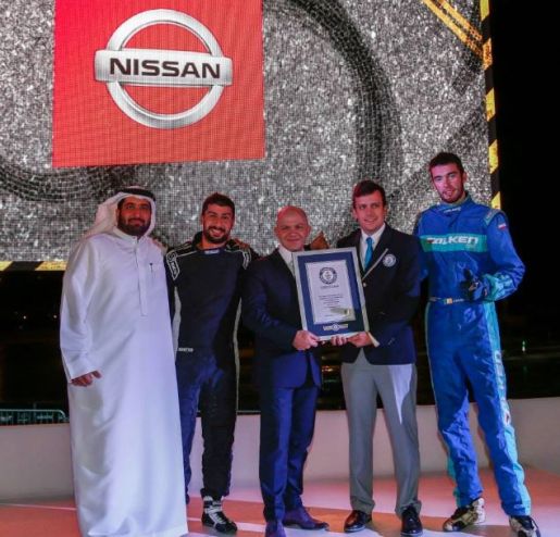 Nissan Drifting mas largo record guinness 2