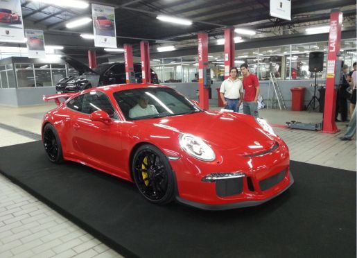 Porsche 911 GT3 Py 4