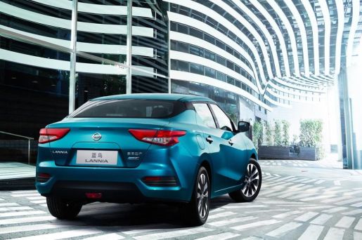 Nissan Lannia 2