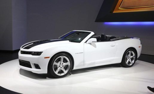 2016 Chevrolet Camaro Convertible 02