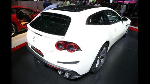 Ferrari GTC4 Lusso 6