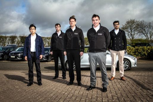 Infiniti Estudiantes F1 3