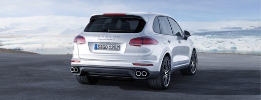 Porsche Motor V8 Biturbo 3