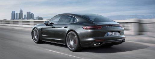 Porsche Motor V8 Biturbo 5