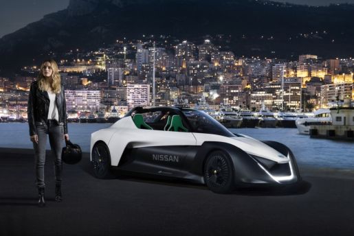 Nissan BladeGlider Margot Robbie 2