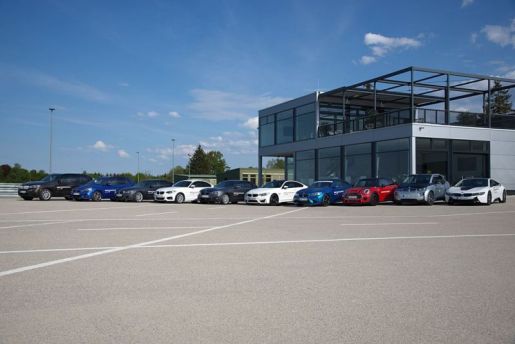 BMW Mini Driving Experience 1