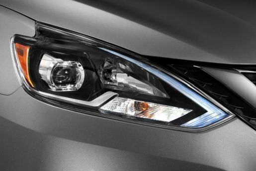 Nissan Sentra 2018 4