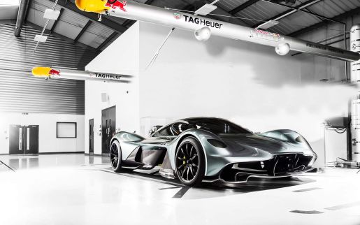 Aston Martin Valkyrie 7