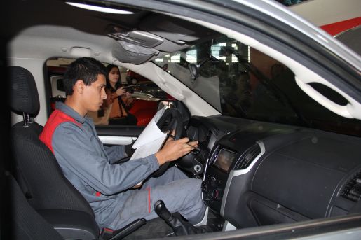 Isuzu Quick Service Py 3