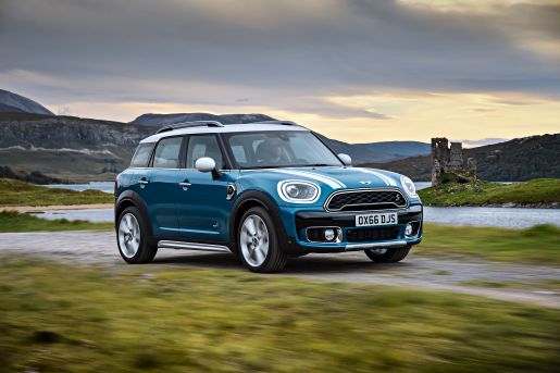 Mini Countryman IIHS 1