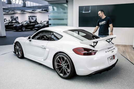 Porsche Fabrica Nurburgring 2