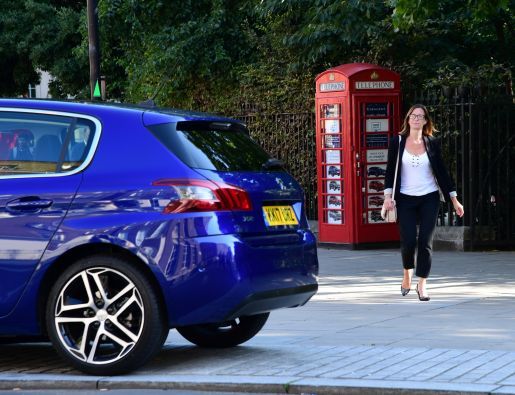 Peugeot Concesionario Small 4