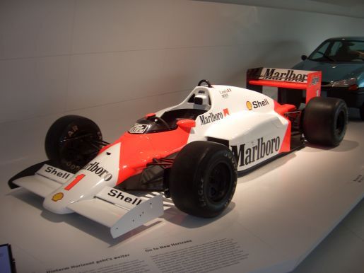 Porsche Reglamento F1 1