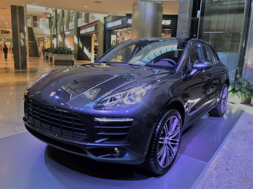 Porsche Macan Shopping del Sol 4