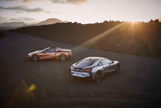 BMW i8 Roadster Coupe 5