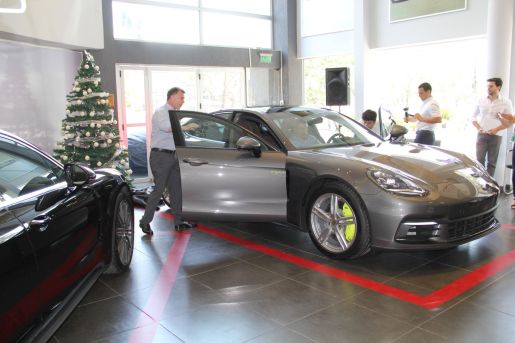 Porsche Panamera Py 1
