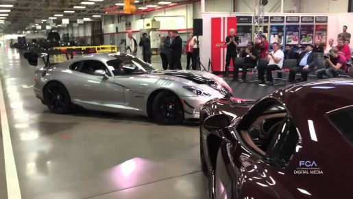 Fabrica Dodge Viper 2