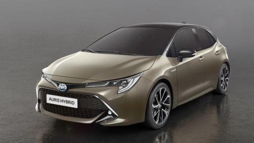 Toyota Auris Hybrid 2