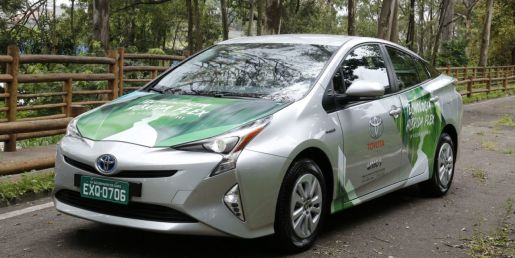prius hibrido flex recorte 1280x640