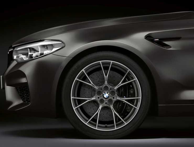 BMW M5 35 Years 04