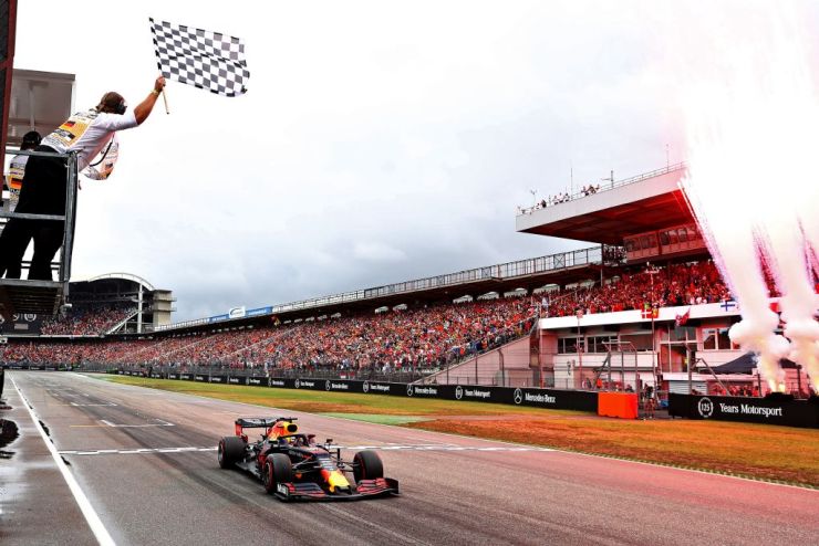 Aston Martin Red Bull 3