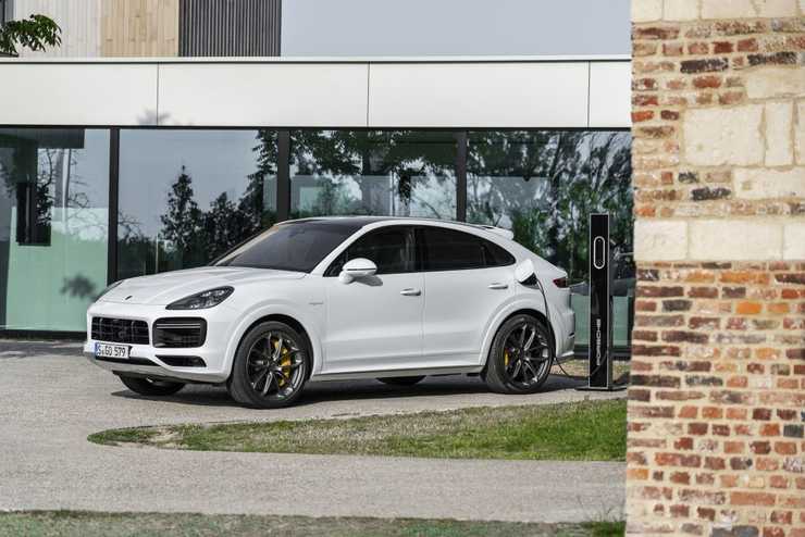 porsche cayenne enchufable 05