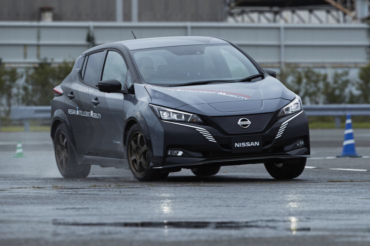 nissan electrico tech 7