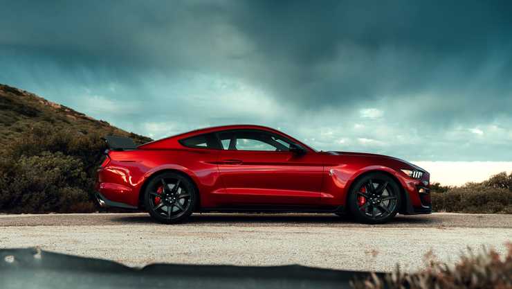ford mustang rey 02
