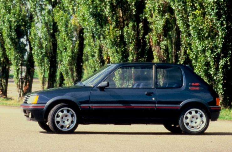 PEUGEOT 205 GTI PLUS LUSSO PER PIEDI PESANTI 4
