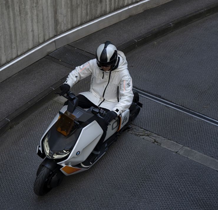 MOTO 6