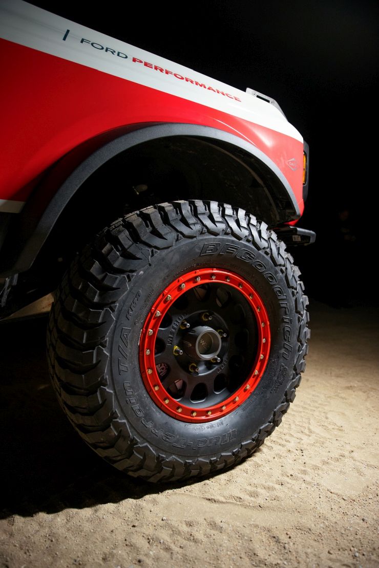 BRONCO 6