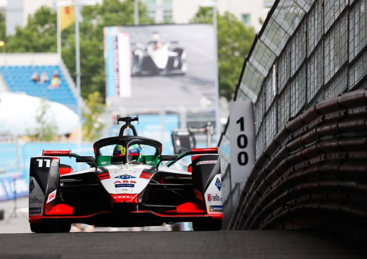 AUDI E 2