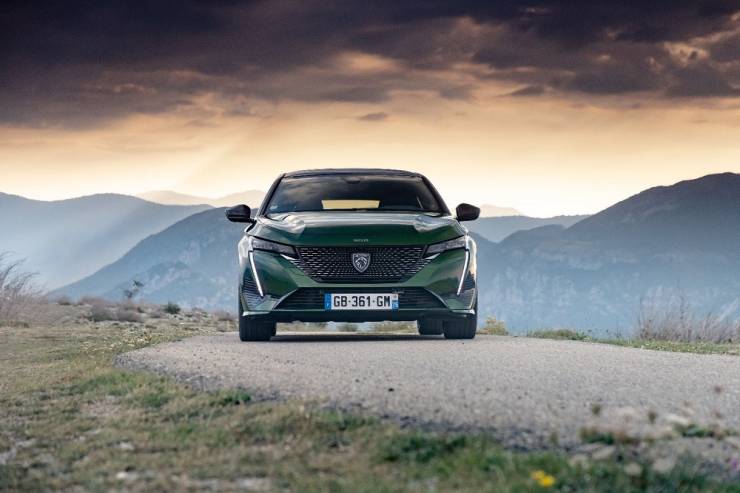 PEUGEOT 2