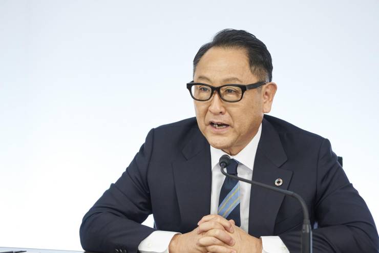 AKIO2