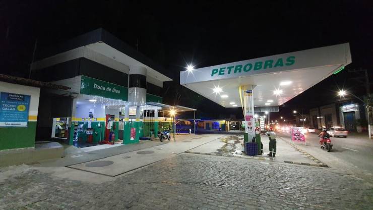 PETRO2