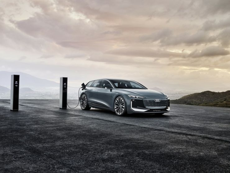 E TRON 4