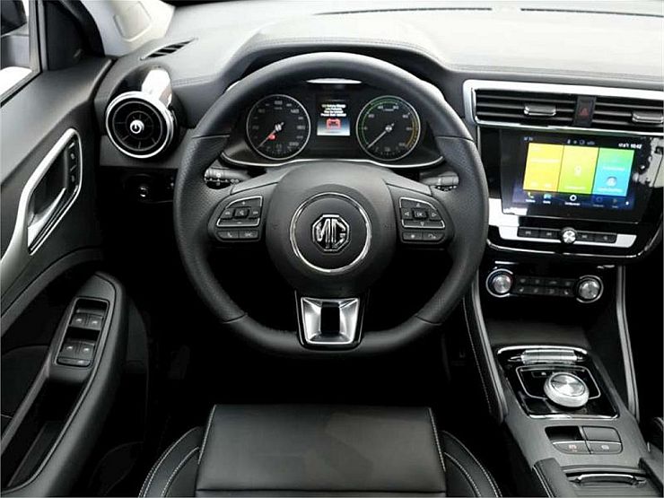 SUV4