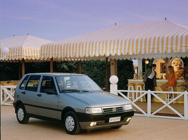FIAT UNO 6